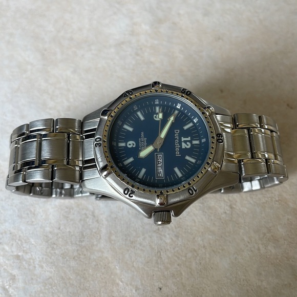 Armitron men battery water resistant 100ft stainless steel date&day - Picture 3 of 8